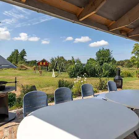 Im Idyllischsten Winkel Ruegens Neuenkirchen (Landhagen)